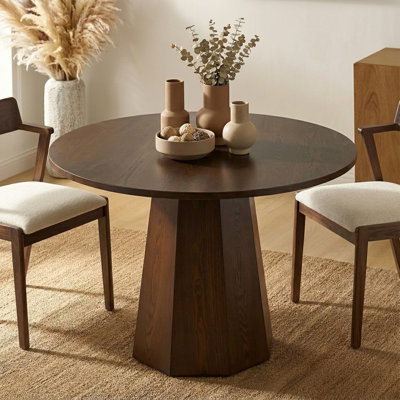 39" Round Pedestal Dining Table