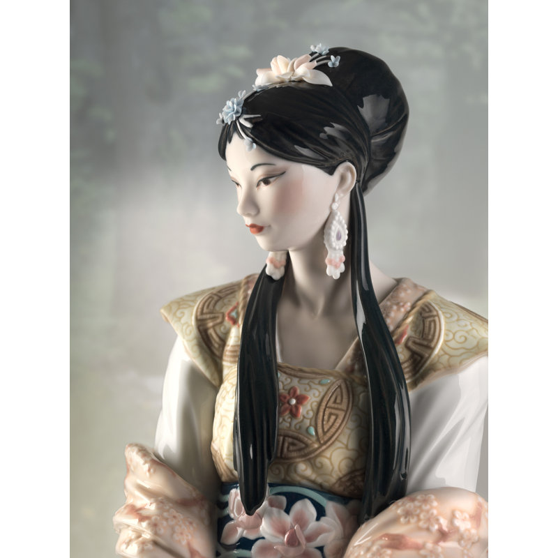 Chinese Beauty Woman Statue
