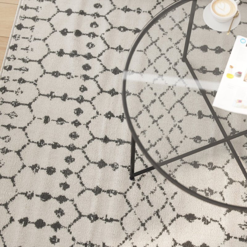 Geometric Indoor Rug, Rectangle 5' x 7'