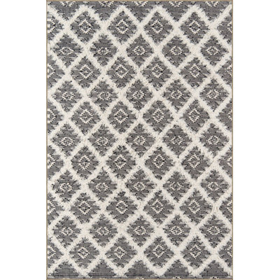 Machine Washable Diamond Patterned Traditional Decorative Rug