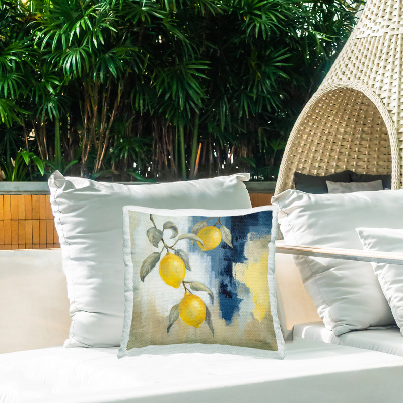Coussin d'extérieur imprimé "Lemons From South" par Silvia Vassileva