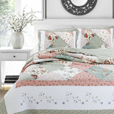 Celia Modern & Contemporary Cotton Quilt Set