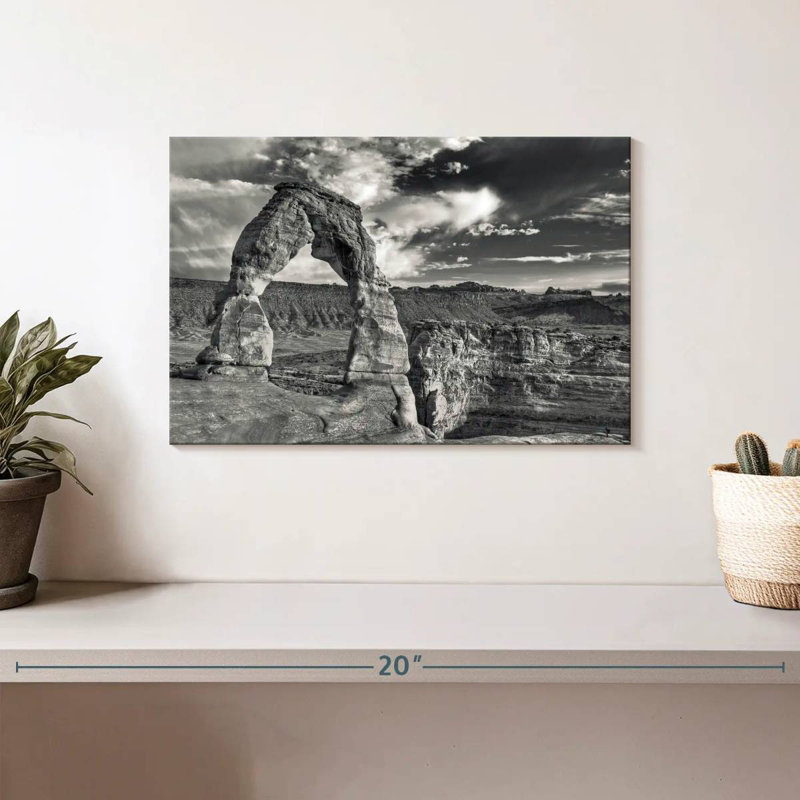 Alvord Delicate Arch BW, 8" H x 12" W