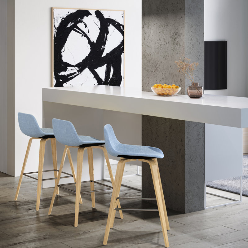 2 tabourets de bar - Siège et dossier incurvés, tissu bleu denim, pieds, repose-pieds pour plus de stabilité et de confort.