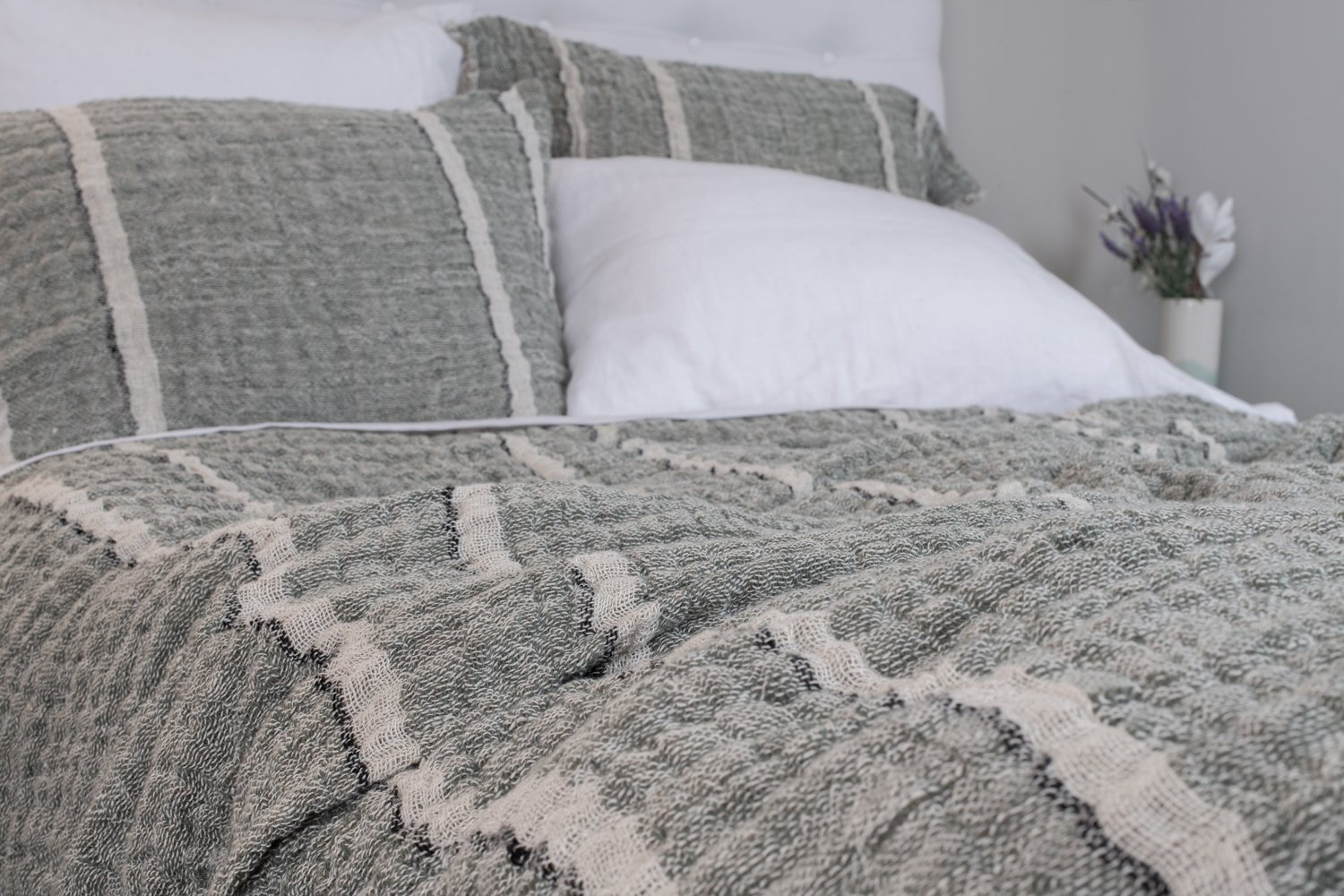 Daline Linen Coverlet Set, Kale