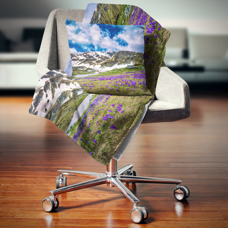 Coussin imprimé crocus floral, 16 po x 1 po, Coussin décoratif