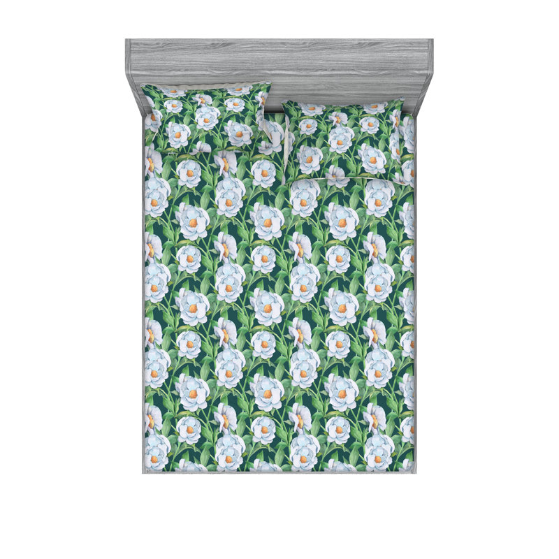Ambesonne Fitted Sheet & Shams, Queen Sheet Set with 2 Pillowcases, Hunter Green/Soft Blue Flower