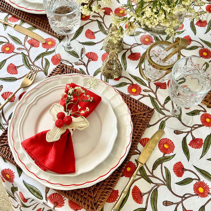 Red Flowering Gums Round Tablecloth, 70” Round