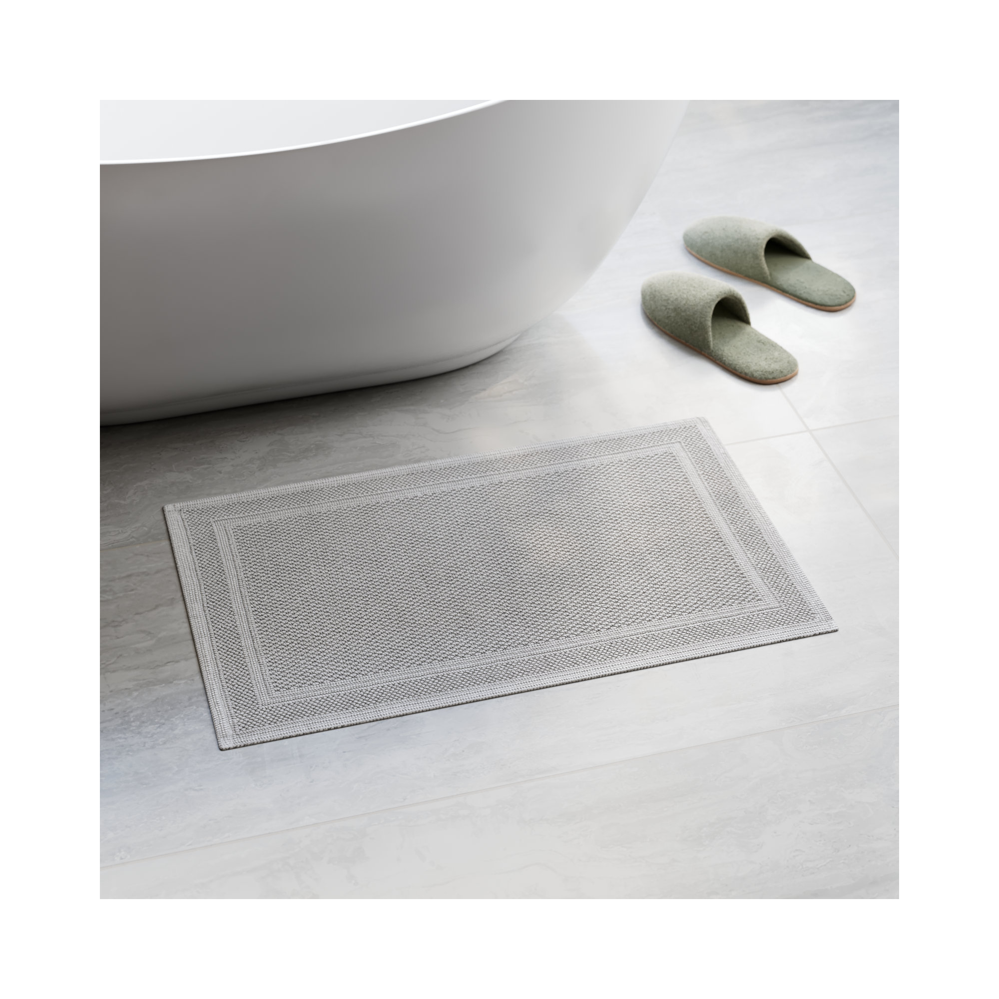 Tanglewood Cotton Non-Slip Bath Rug, Aluminum