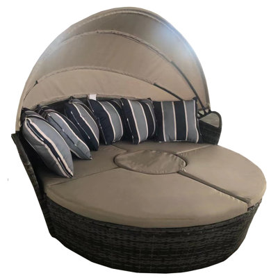 Faciane 180cm Long Single Chaise with Cushions and Table