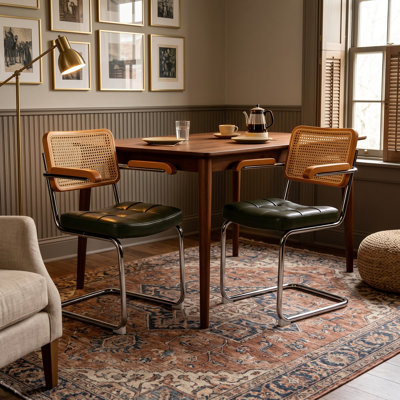 Ensemble de 2 chaises de salle à manger Rattan Furniture - Chaises d'appoint modernes Mid-Century avec revêtement en similicuir et pieds chromés