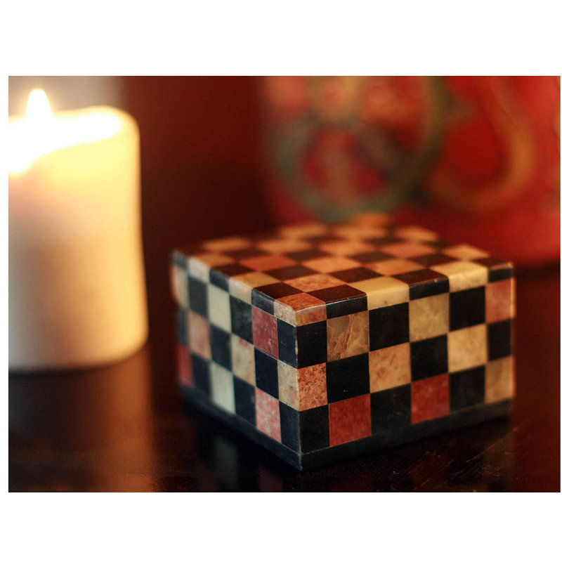 Boîte à bijoux moyenne checkmate Gulam Rasool