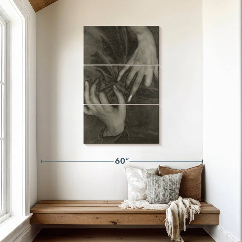 Senne Georgia O'Keeffe Hands And Thimble 1919, H 45 po x l 28 po