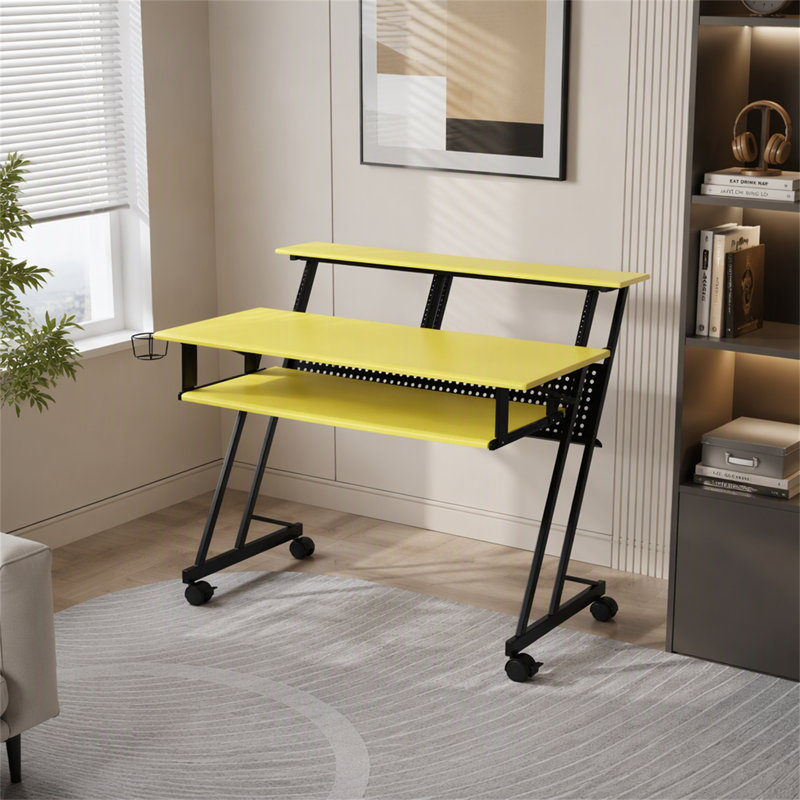 Bureau professionnel pour studio d'enregistrement de musique avec plateau à clavier et tablette pour une configuration efficace et créative du flux de travail (seulement le bureau inclus)