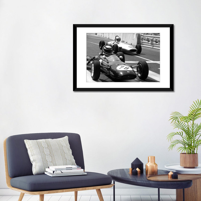 «Race», photographie sur toile, H 18 po x l 26 po x P 1,5 po, Toile avec cadre noir, Pas de tapis