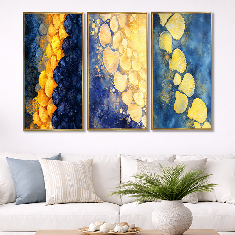 «Ethereal Cascade of Seashells - Yellow Seashells», impression sur toile à 3 panneaux, Cadre flottant doré, H 40 po x l 60 po