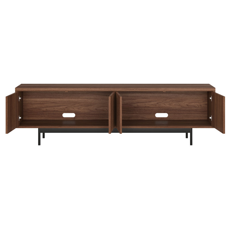 Meuble télé 70 po pour téléviseur de 75 po ou moins avec portes cannelées, rangement et gestion des câbles - Console média Mid-Century satinée noyer pour le salon | Whitman