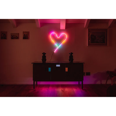 Tube de lumière flexible contrôlé par application 6,5 pi Twinkly Smart Décoration