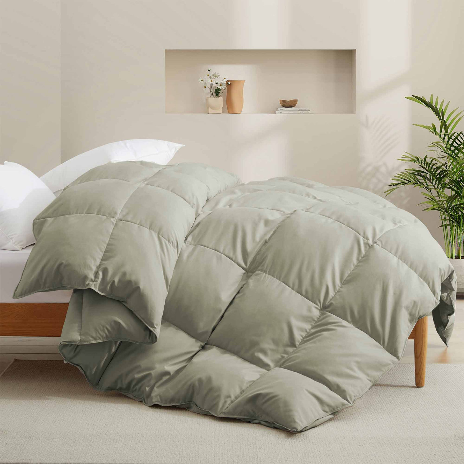 600 Fill Power All Season Down Duvet Insert, King, Sage Green