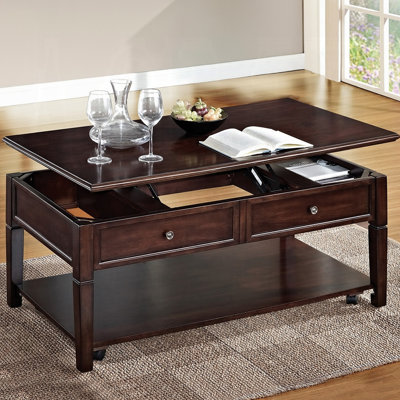 Table basse classique en noyer avec fonction de levage et compartiments pour objets décoratifs