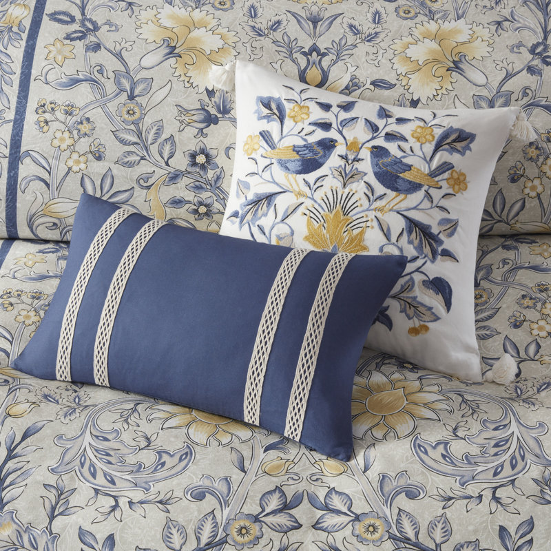 Full Blue Cotton Bedspread Set with Tassel Embellishments