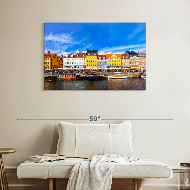 Ravi au port de Nyhavn, H 26 po x l 39 po