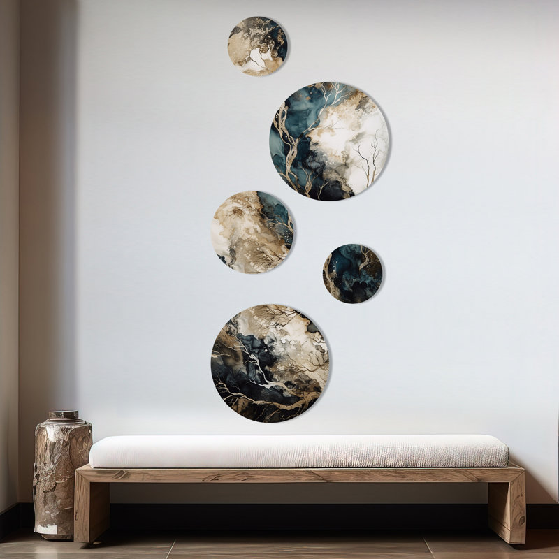 Abstract Wall Decor on Metal