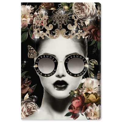 " Royal Duchess And Her Crown "