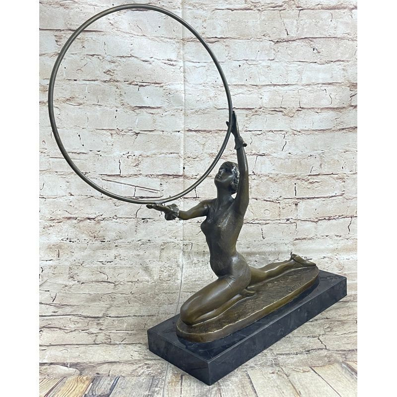 Figurines et sculptures