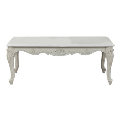 Table basse de style traditionnel en bois