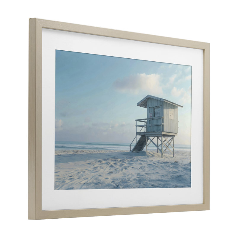 Blue Beach Scene, reproduction encadrée sous verre, design par LSR Design Studio, H 17 po x l 23 po, Cadre de récolte en pin