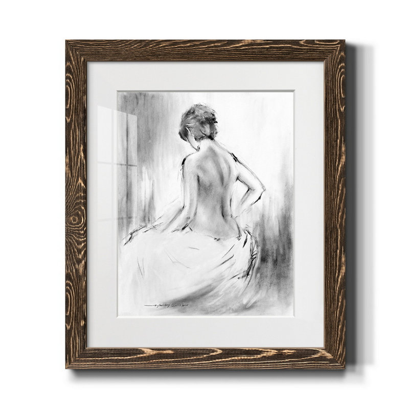 Soft Silhouette V - reproduction d'art sur papier encadré, H 24 po x l 18 po x P 1,5 po, Noyer