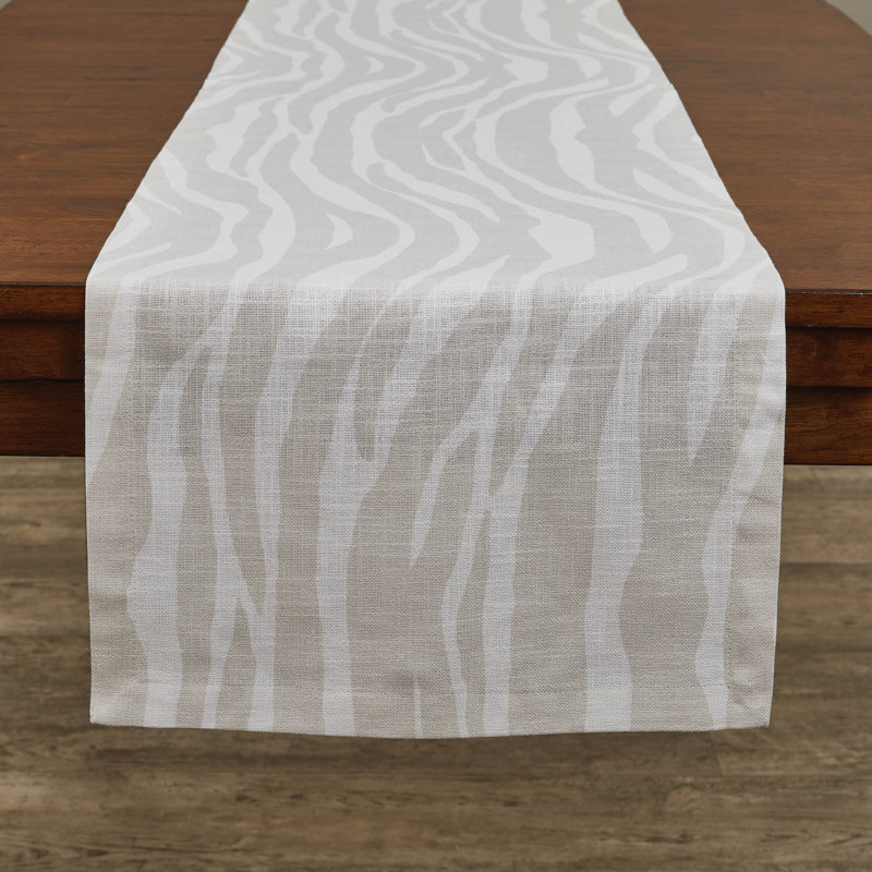 Bertta Rectangular Animal Print Table Runner