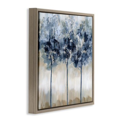 Trio d'arbres en sourdine abstrait