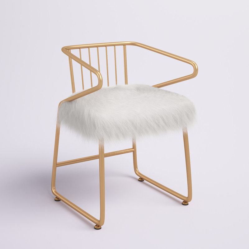 Chaise rembourrée à dossier à lattes blanche