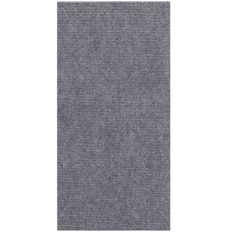 Grattoir Gatlynn, H 39,9 po x l 11,8 po x P 0,19 po, Noir