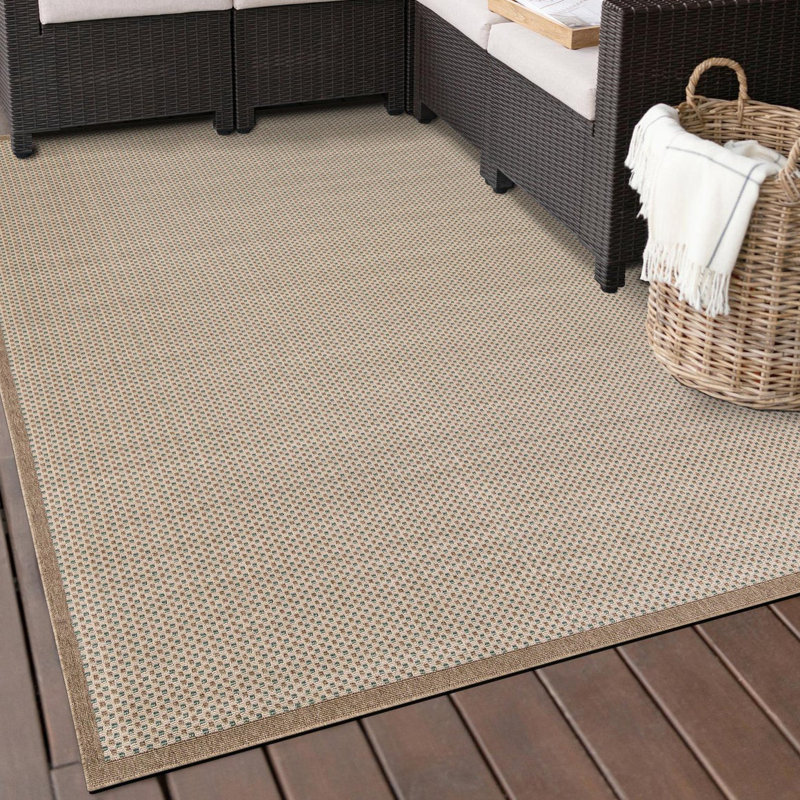 Gourlie Indoor/Outdoor Area Rug, Rectangle 5'1" x 8'
