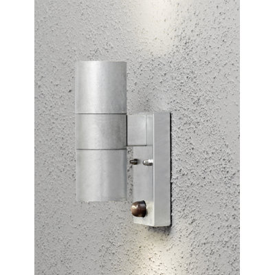 Modena 2 - Bulb 20cm H Outdoor Armed Sconce