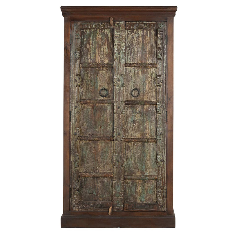 Armoire de chambre 67 po