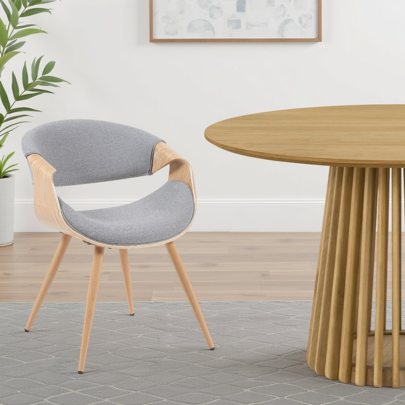 Chaise de salle à manger rembourrée de style Mid-Century avec finition en bois Kaleem, Polyester gris clair, Brun