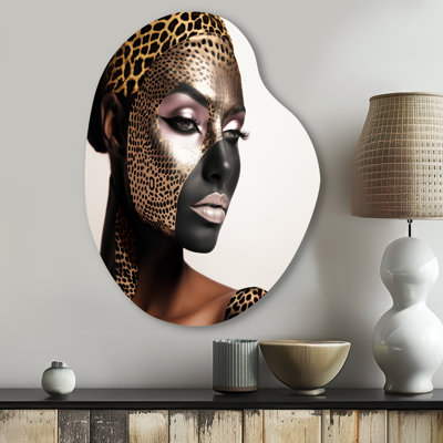 Werchter - Fashion Woman Pear Shape Assymterical Metal Wall Art