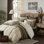 Ensemble d'édredon réversible moderne et contemporain en microfibre beige / taupe Chateau