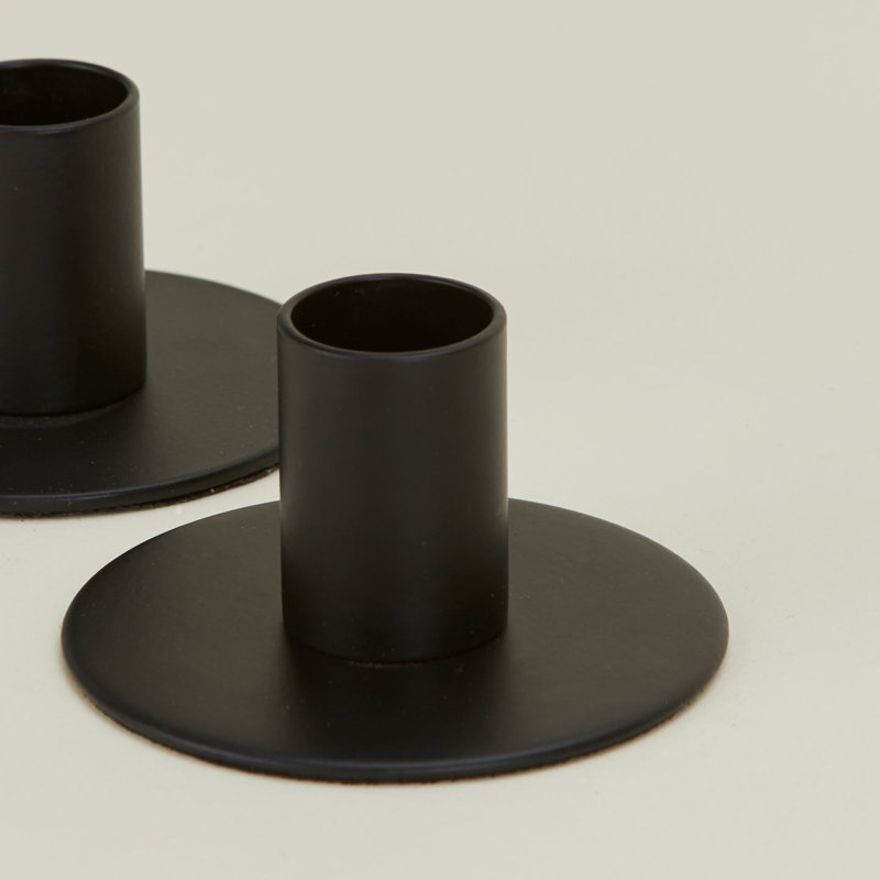 Essential Candlestick, Black