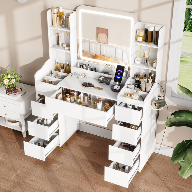 Eithan Vanity, White