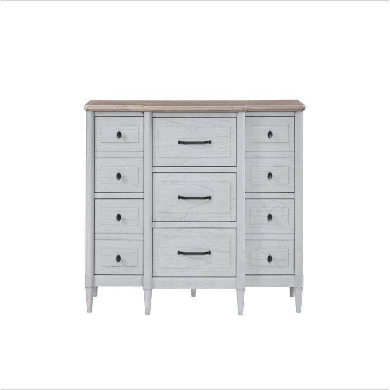 Petite commode pour adolescent
