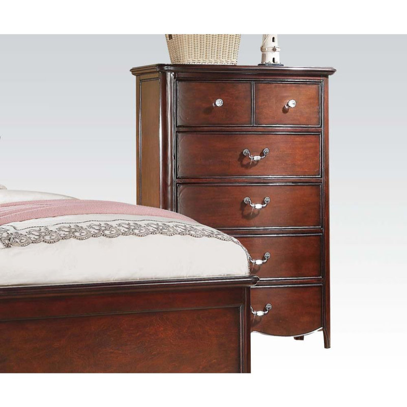 Commode à six tiroirs