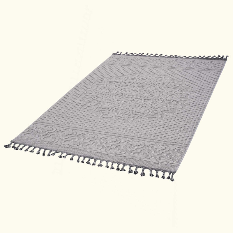 Medallion Indoor/Outdoor Area Rug, Stain-Resistant And Kid-Pet Friendly For High-Traffic Areas, Rectangle 5'3" x 7'6"