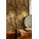 Papier peint floral avec oiseaux or