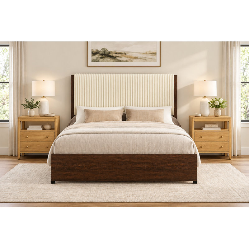 Ensemble de chambre à coucher 3 pièces, lit rembourré avec 4 tiroirs et 2 tables de chevet, Brown/Natural, Queen