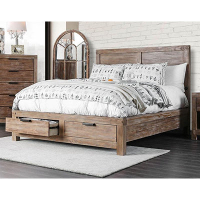 Denney Bed